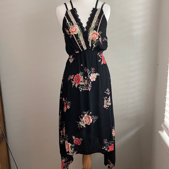 NWT Angie Black Floral Boho Festival Dress Large - Picture 7 of 8